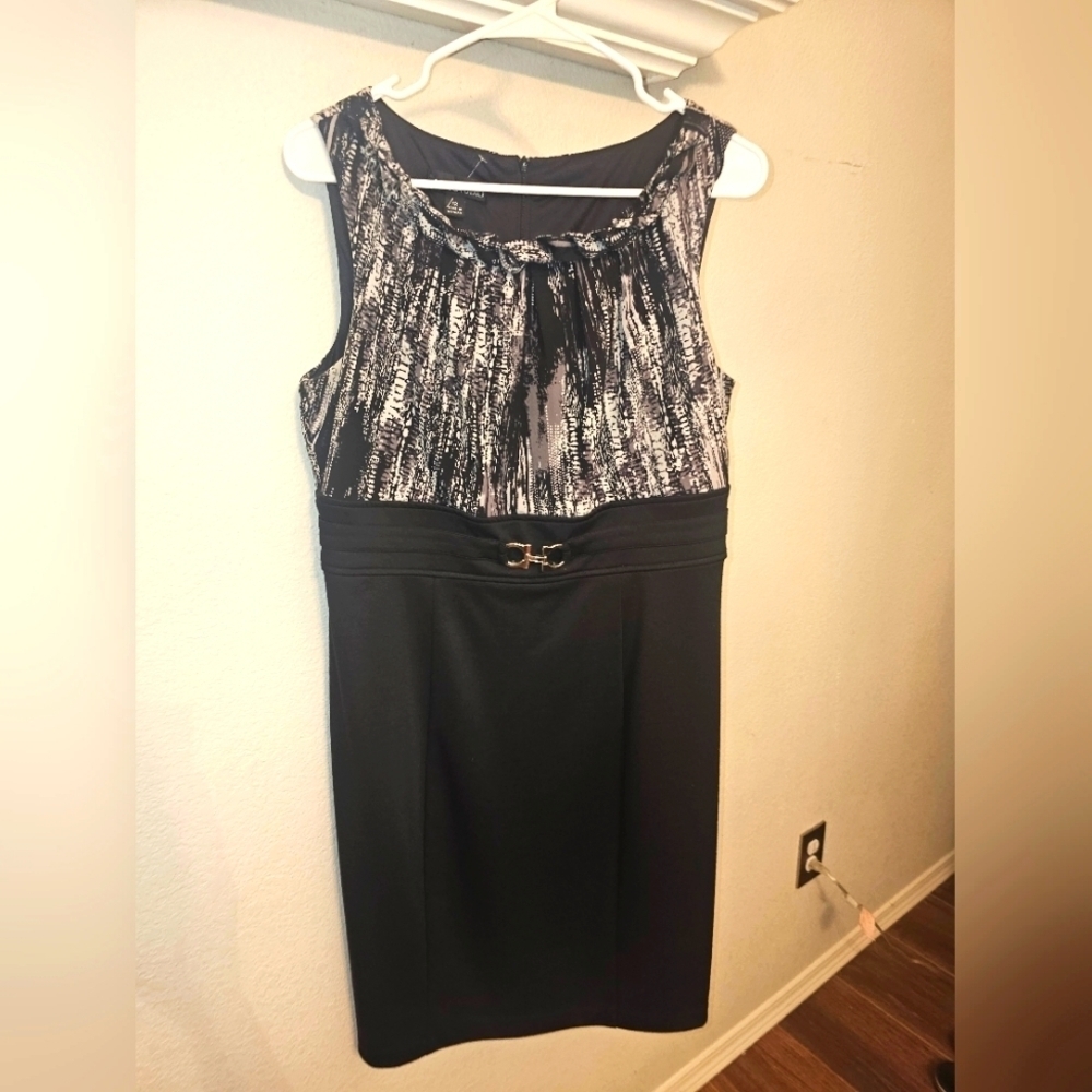 I.N. STUDIOS DRESS SZ 12